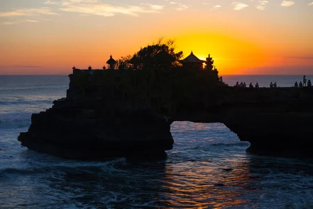 Exploring Tanah Lot in Bali: A Coastal Sanctuary